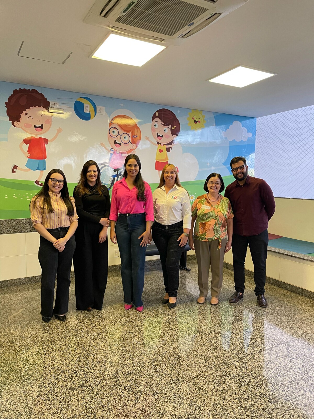 hecad-recebe-gerentes-do-cora-para-troca-de-experiencias-em-regulacao-hospitalar